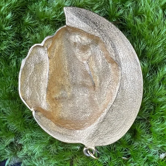 Vtg Golden Elephant Pendant - Picture 5 of 5